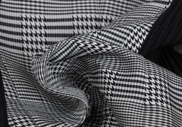 ISSEY MIYAKE Pleated Switching Checked Coat K-170086_016