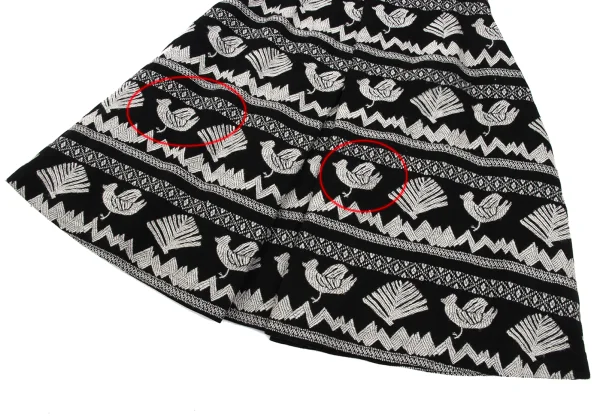 COMME des GARCONS Box Pleat Embroidery Design Skirt K-170456_007