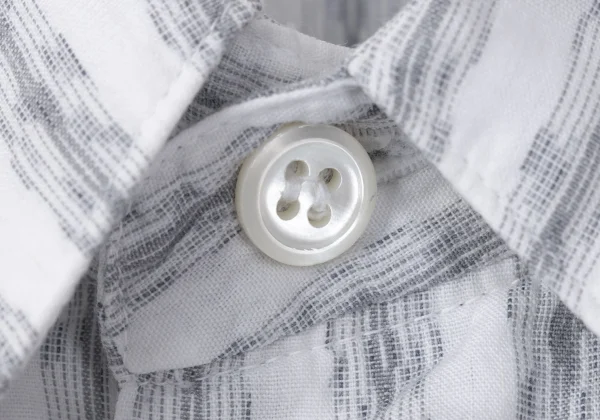 ISSEY MIYAKE im Faded Stripe Concealed Placket Short-sleeved Shirt K-170463_004