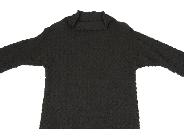 ISSEY MIYAKE Wool Geometric Tuck Turtle Neck Top K-170948_003