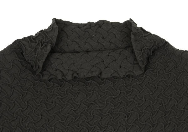 ISSEY MIYAKE Wool Geometric Tuck Turtle Neck Top K-170948_004