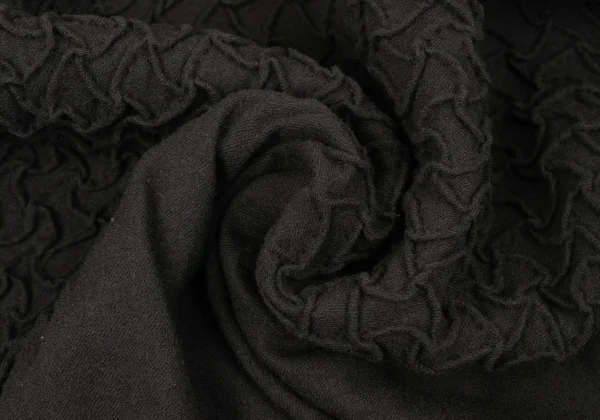 ISSEY MIYAKE Wool Geometric Tuck Turtle Neck Top K-170948_013