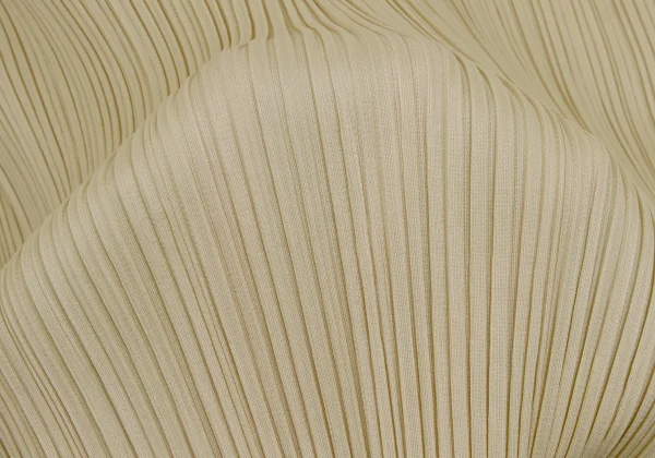 PLEATS PLEASE High-neck Top K-171004_010