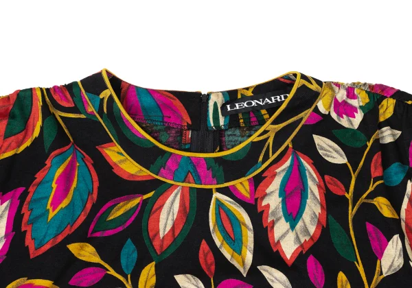 LEONARD Colorful Leaf Print Gather Shoulder Blouse K-171264_003
