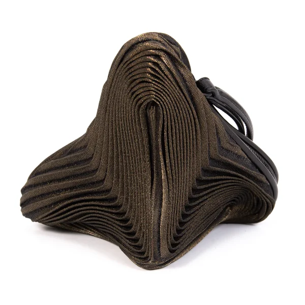 ISSEY MIYAKE 3D Steam Stretch Pleats Triangle Pouch K-171307_004