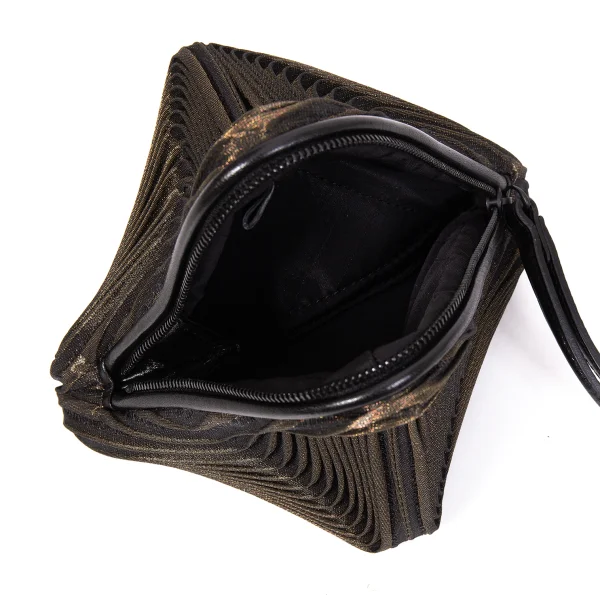 ISSEY MIYAKE 3D Steam Stretch Pleats Triangle Pouch K-171307_007