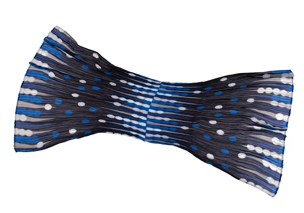 PLEATS PLEASE Geometric Dot Print Pleated Stole K-171629_003