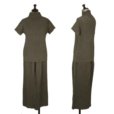 HIROKO BIS Pleats T-shirt & Skirt