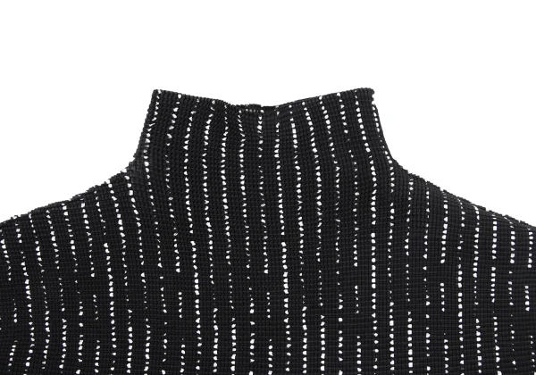 me ISSEYMIYAKE 総柄プリーツ ハイネック トップス　ドット柄 イッセイミヤケ ミーISSEY MIYAKE me ストレッチプリーツドットライン