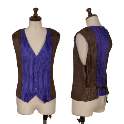 ISSEY MIYAKE Bicolor Pleated Vest