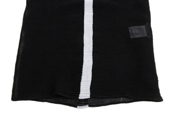 イッセイミヤケISSEY MIYAKE センターラインストレッチプリーツ