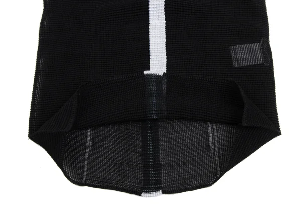 イッセイミヤケISSEY MIYAKE センターラインストレッチプリーツ