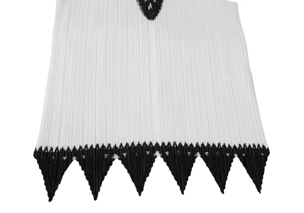PLEATS PLEASE Pleated Cutout Lace Sleeveless Top K-171904_009