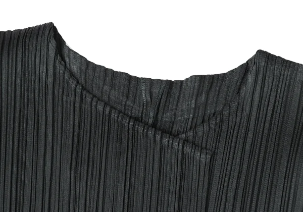 PLEATS PLEASE Bicolor Switching Buttonless Dolman Cardigan K-171914_004
