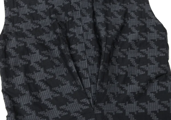 ISSEY MIYAKE Cotton Houndstooth Weave Sleeveless Blouse K-171919_011