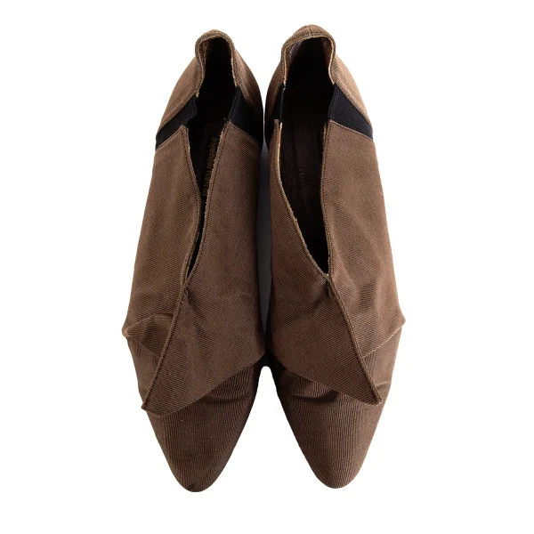 ISSEY MIYAKE Tuck Pointed Toe Pumps K-171945_002