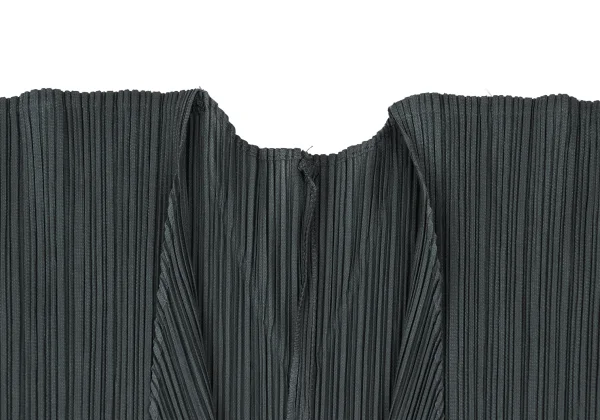 PLEATS PLEASE Pleats Buttonless Cardigan K-172447_004