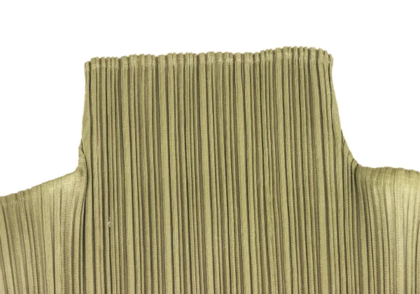PLEATS PLEASE Pleated High-neck Long Sleeve Top K-172449_004