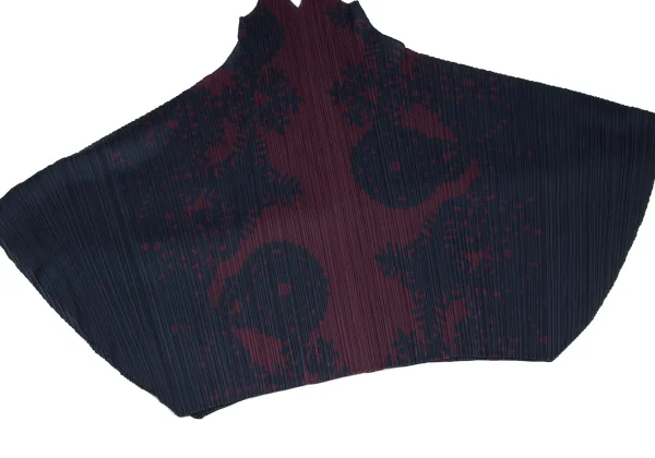 PLEATS PLEASE Graphic Print Cardigan & Dress K-172486_015