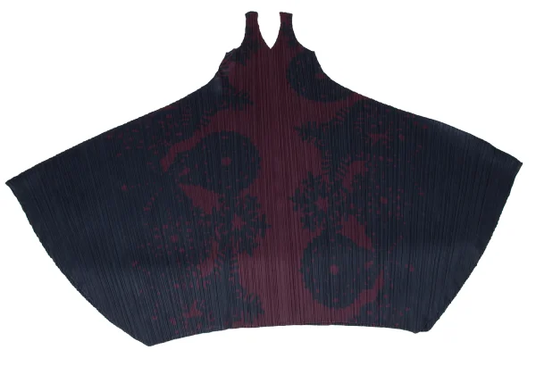 PLEATS PLEASE Graphic Print Cardigan & Dress K-172486_018