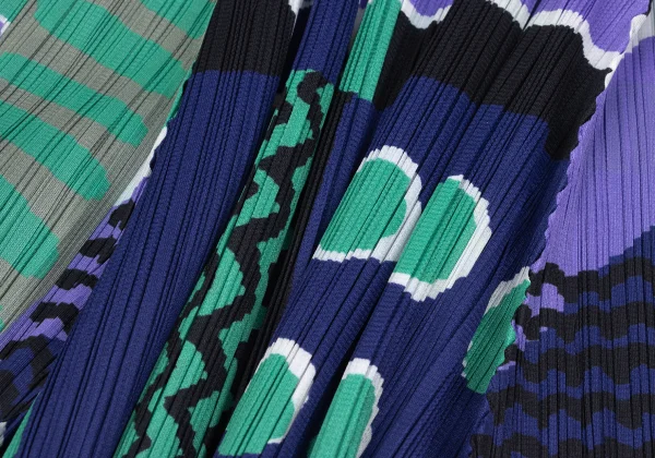PLEATS PLEASE Graphic Print Sleeveless Dress K-172496_010