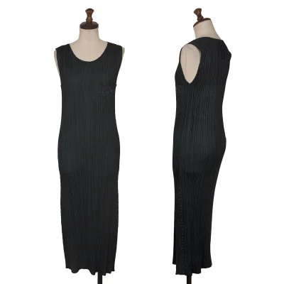 PLEATS PLEASE Transfer Print Patch Pocket Sleeveless Dress