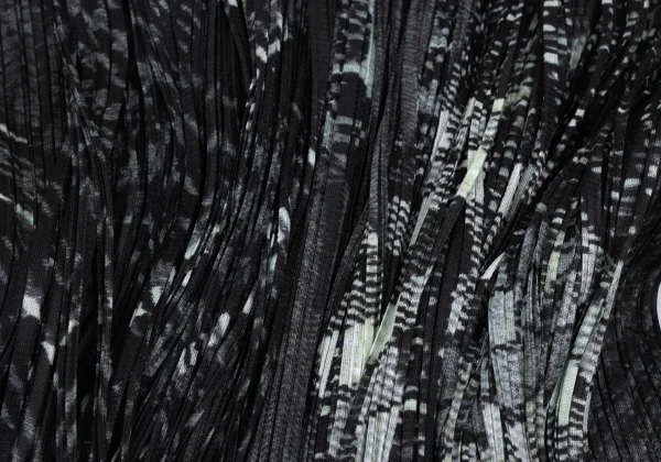 PLEATS PLEASE Crazy Pattern Fringe Sleeveless Dress K-172505_010
