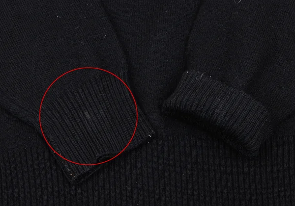 Yves Saint Laurent Logo Embroidery V-neck Knit Sweater K-172557_007
