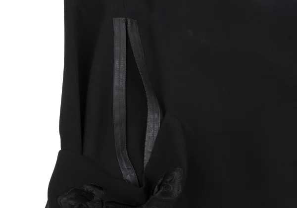 VIVIENNETAM Patch Embellished Sleeveless Dress  K-172577_008