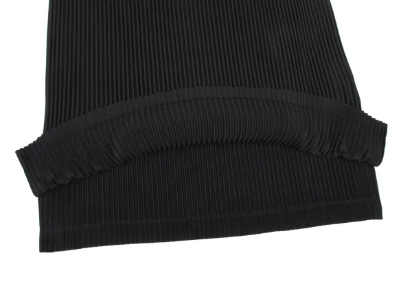 HOMME PLISSE ISSEY MIYAKE Pleated Sleeveless Top K-172604_006