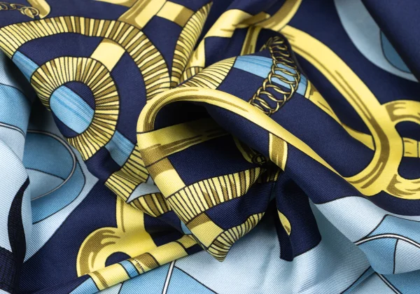 HERMÈS Carré 90 Éperon d’Or Golden Spurs Silk Scarf K-172619_010