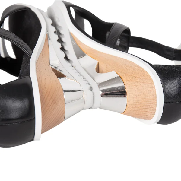ISSEY MIYAKE Metal & Wood Heel Sandal K-172672_010