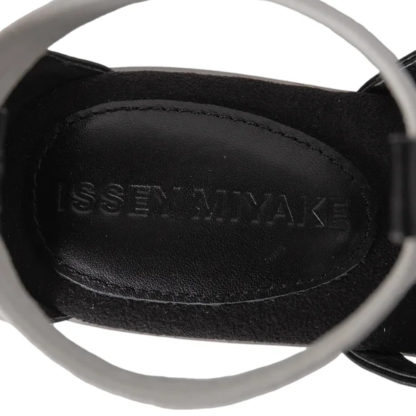 ISSEY MIYAKE Metal & Wood Heel Sandal K-172672_016