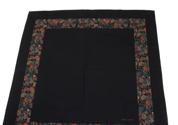 COMME des GARCONS Floral Printed Scarf K-172793_002