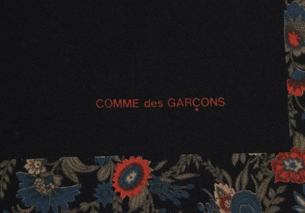 COMME des GARCONS Floral Printed Scarf K-172793_004