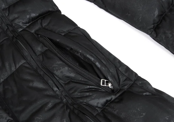 ISSEY MIYAKE Polyurethane Coated Zip Design Down Coat K-172832_009