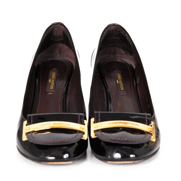 Louis Vuitton Metal Logo Design Heel Pumps K-172883_004