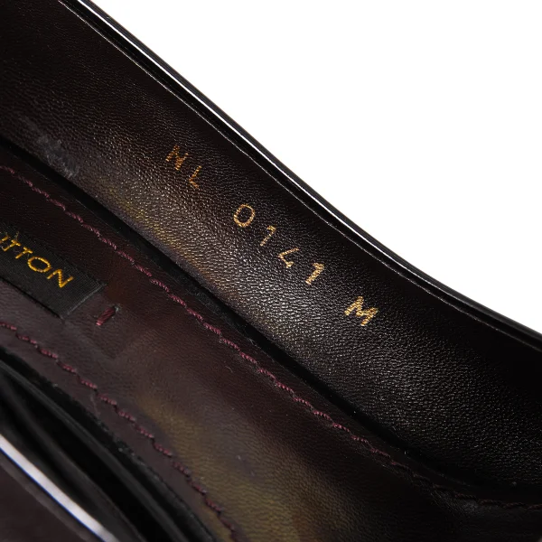 Louis Vuitton Metal Logo Design Heel Pumps K-172883_014