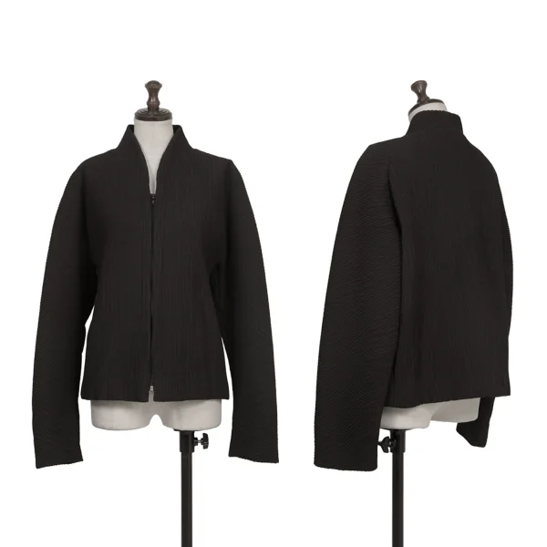 ISSEY MIYAKE PERMANENTE Cotton Ribbed-Design Padded Collarless Jacket Black M K-172942_001