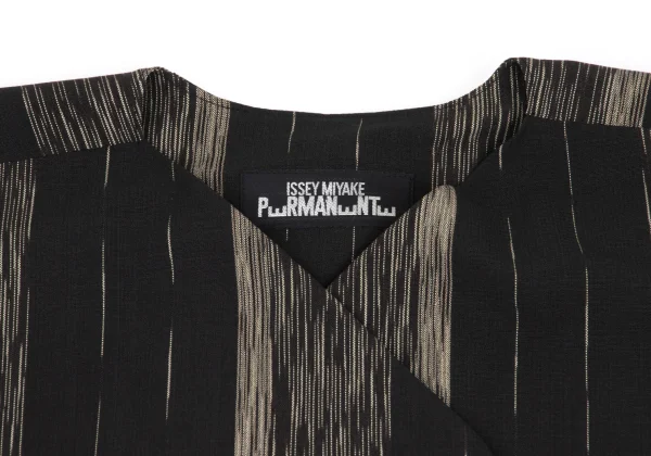 ISSEY MIYAKE PERMANENTE Faded Stripe Layered Design Buttonless Jacket K-172943_004