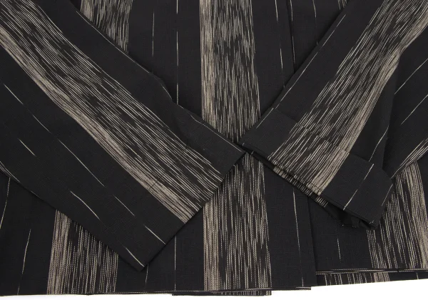ISSEY MIYAKE PERMANENTE Faded Stripe Layered Design Buttonless Jacket K-172943_006