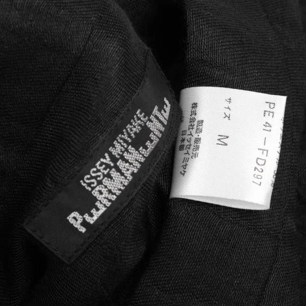ISSEY MIYAKE PERMANENTE Linen Blend Buttonless Half Coat K-172944_014