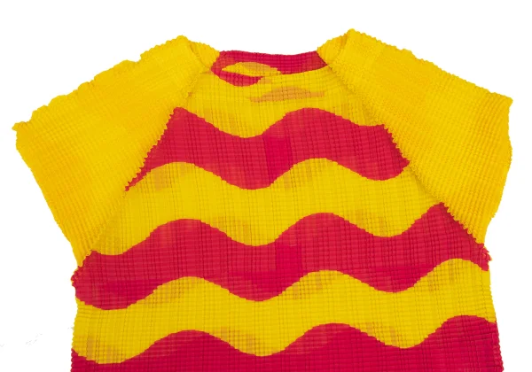 ISSEY MIYAKE Stretch Pleats Wave Graphic Print T Shirt K-172991_003