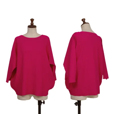 ISSEY MIYAKE me Fine-Knit Pleated Pot-Sleeve Top