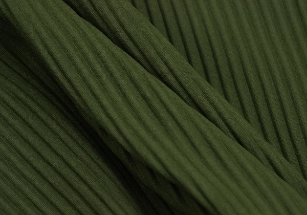 ISSEY MIYAKE me Fine-knit Pleats Fold-over Design Sleeveless Top K-173048_011