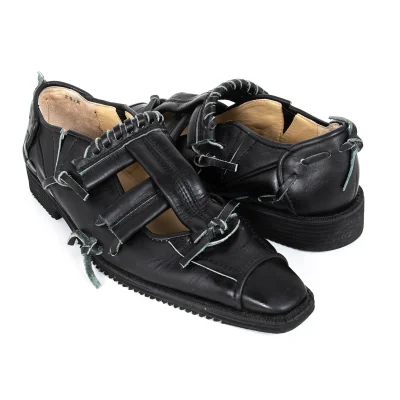COMME des GARCONS Glove Design Leather Shoer