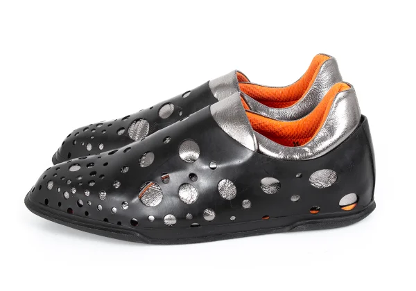 ISSEY MIYAKE Dot Punching Layered Metallic Leather Sneakers K-173282_003