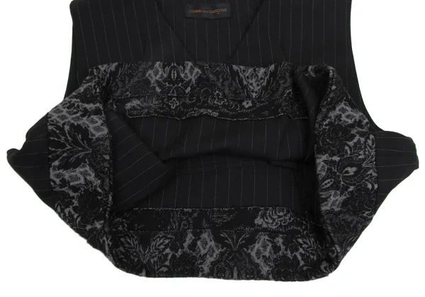 COMME des GARCONS Hem Switching Pin Stripe Dart Vest K-173401_010