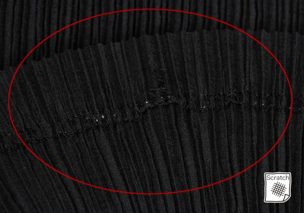 ISSEY MIYAKE Pleated Wide Pants K-173732_011