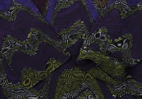 ISSEY MIYAKE me Stretch Pleated Psychedelic Print Top K-173738_006